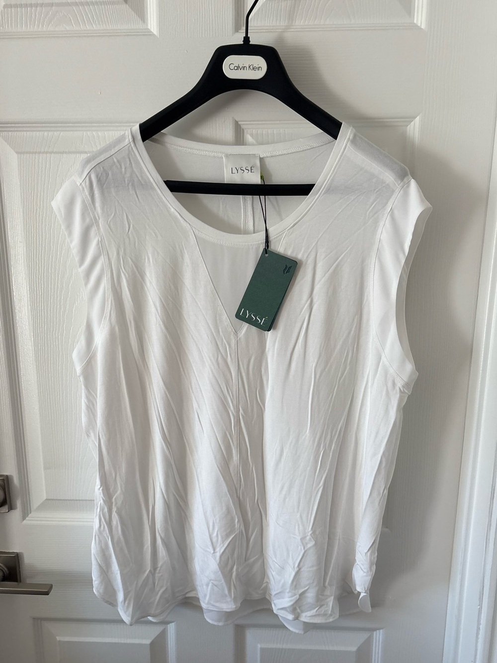 NWT Lyssé White Mixed Media V-Neck Cap Sleeve Top Tunic Size XL